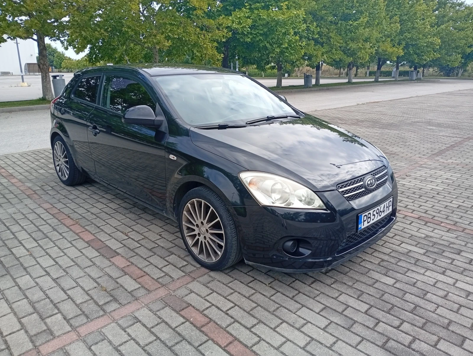 Kia Ceed 1.4 16V COUPE  - изображение 3