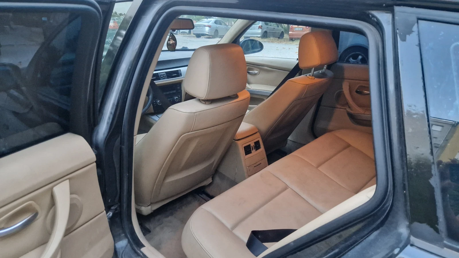 BMW 320 2.0D - изображение 8