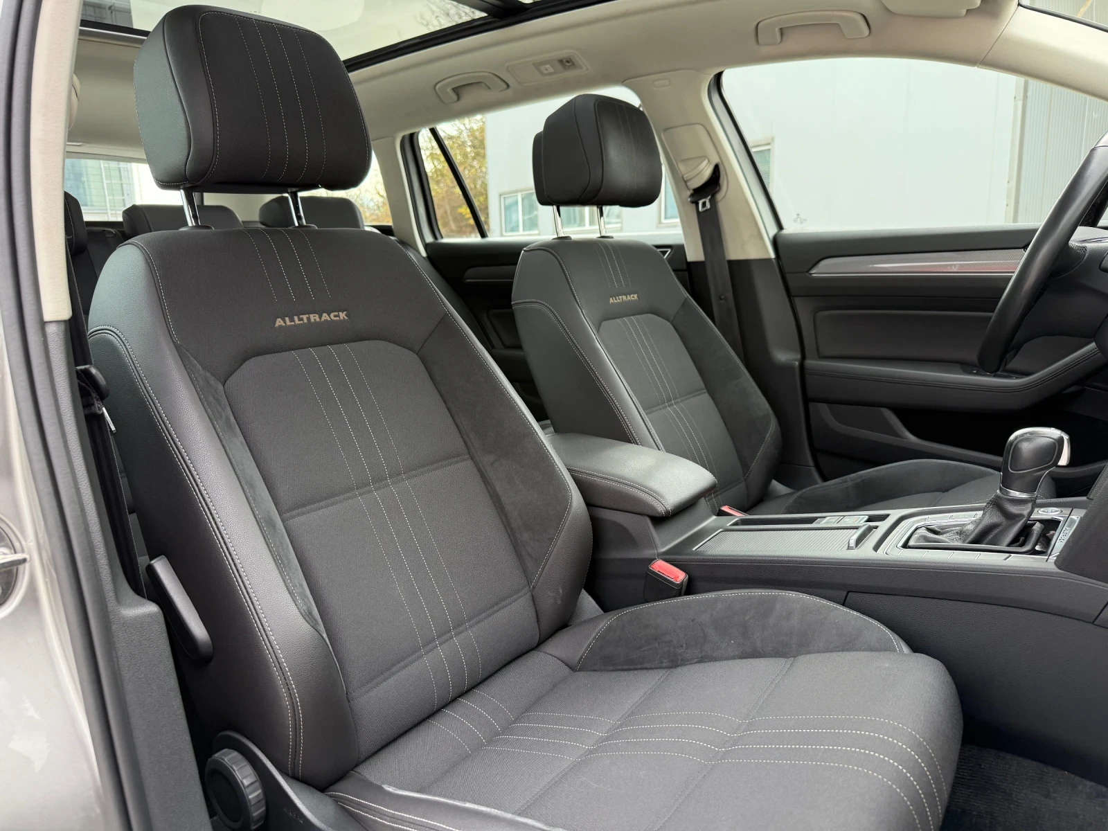 VW Alltrack 2.0TDI DIGITAL, PANORAMA, KAM360, HEAD UP. | Mobile.bg   9