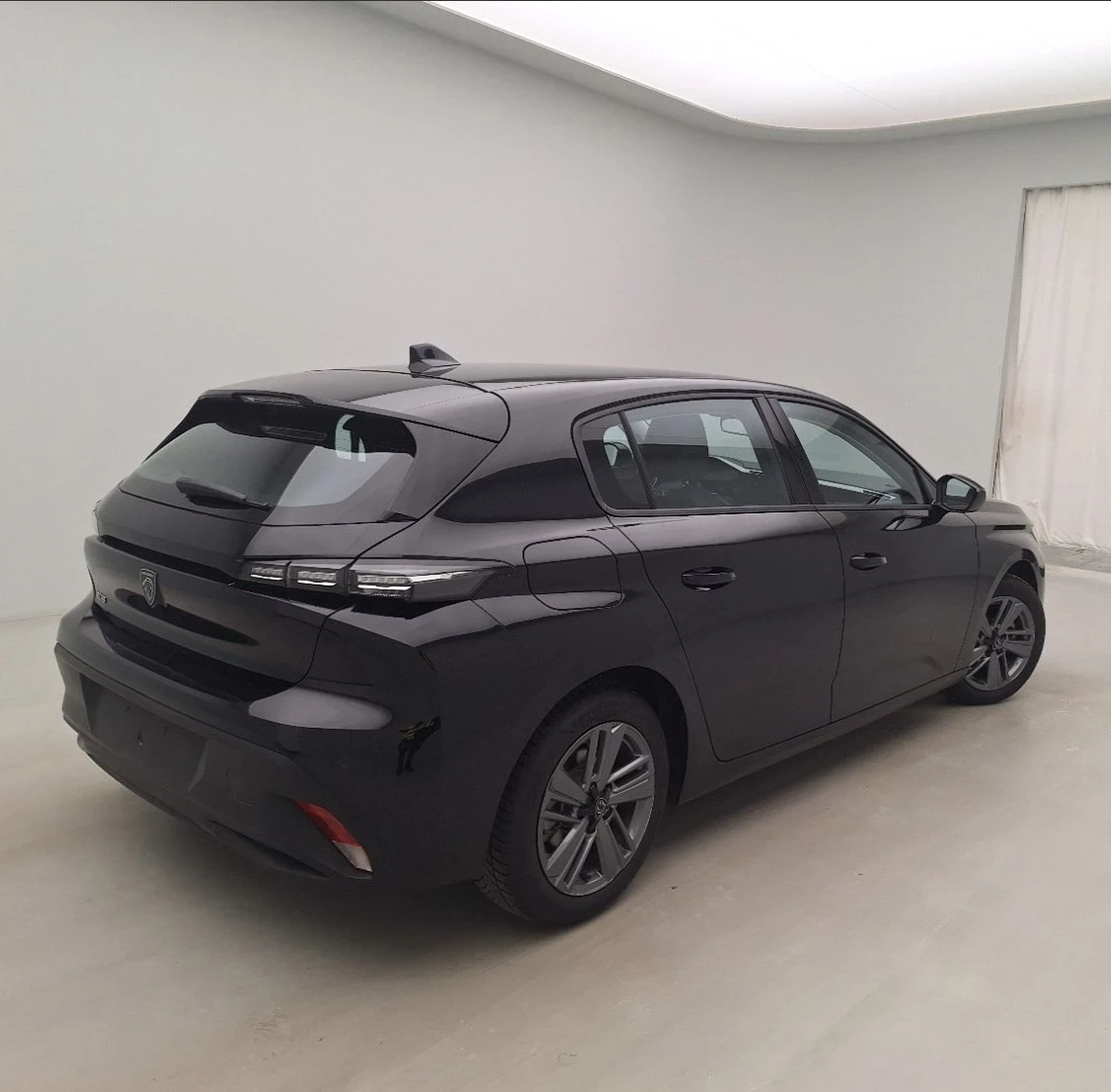 Peugeot 308 PureTech , Автоматик - изображение 4