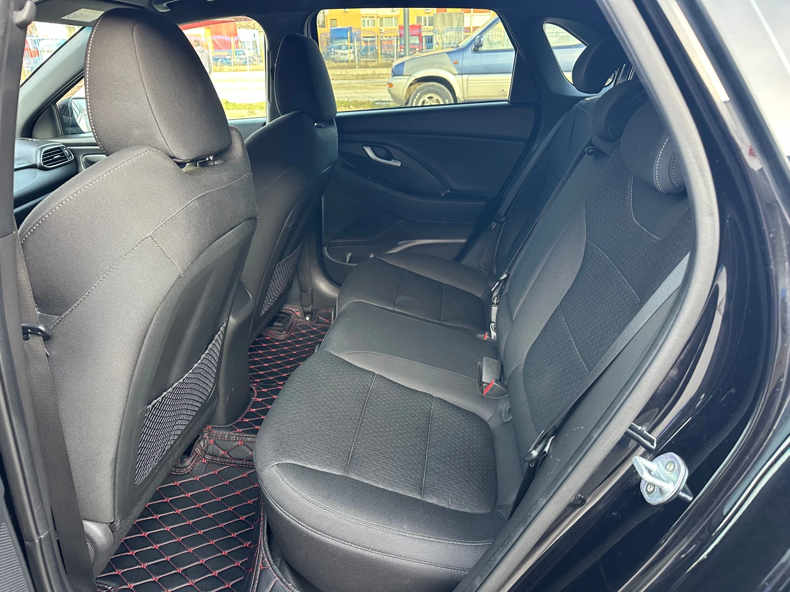 Hyundai I30 1.4T N-Line Design 92270�� ��������� | Mobile.bg � ����������� 14