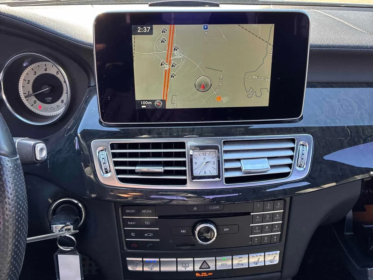 Mercedes-Benz CLS 400 4MATIC * ДИСТРОНИК* 360 КАМЕРА* ОБДУХВАНЕ* , снимка 9 - Автомобили и джипове - 53841946