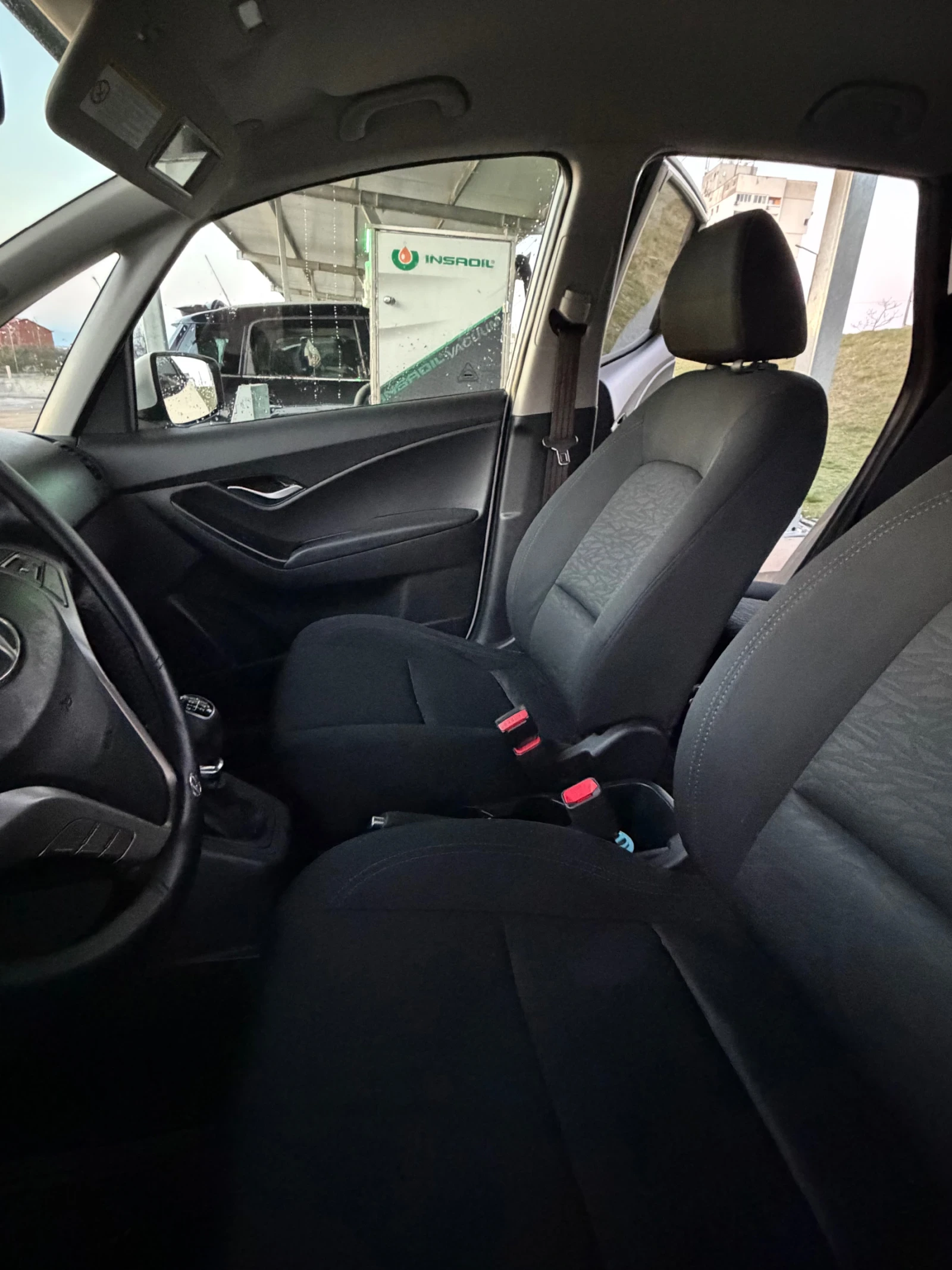 Hyundai Ix20, снимка 9 - Автомобили и джипове - 53850355