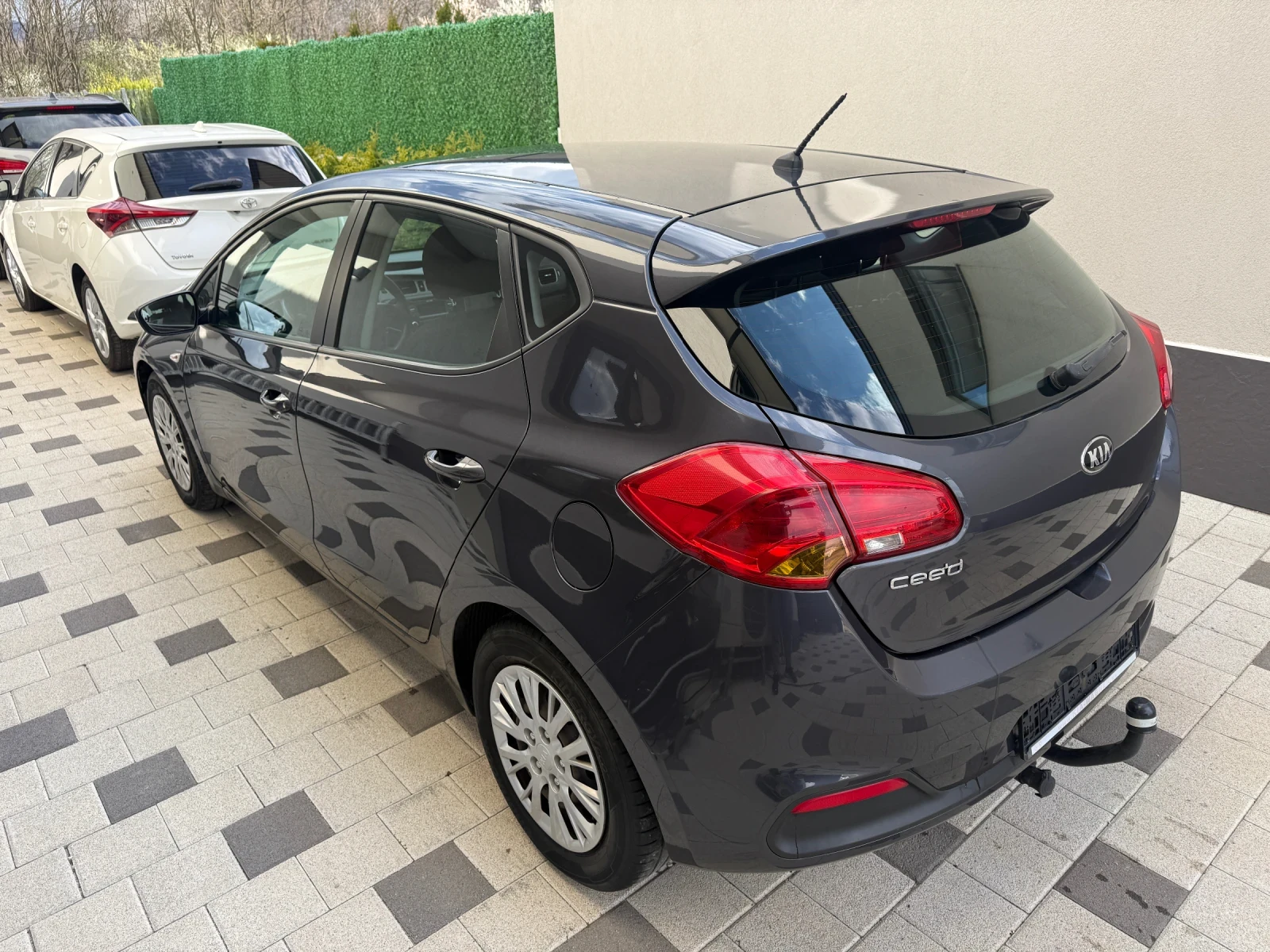 Kia Ceed Бензин , Сервизни документи !! , снимка 9 - Автомобили и джипове - 54175295
