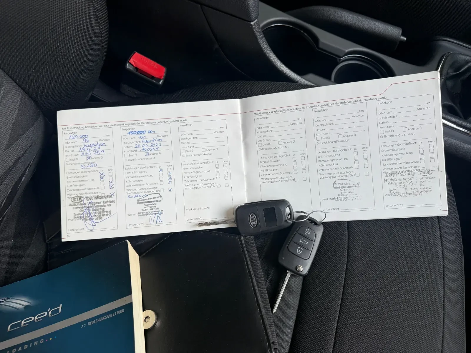 Kia Ceed Бензин , Сервизни документи !! , снимка 12 - Автомобили и джипове - 54175295