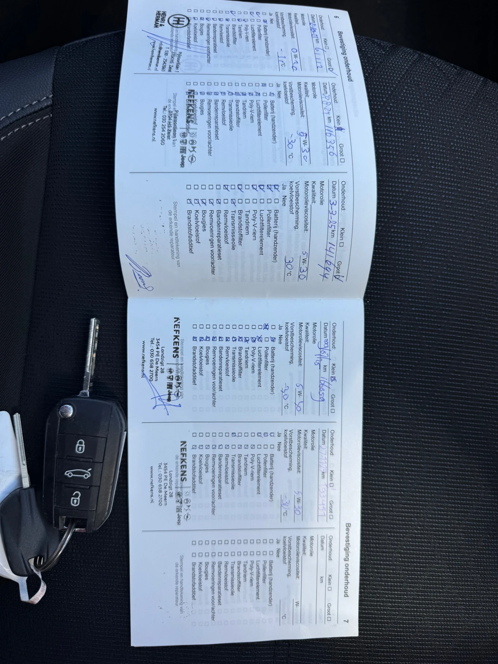 Opel Corsa 1.5CDTI Full led Camera Сервизна книжка, снимка 16 - Автомобили и джипове - 54376394
