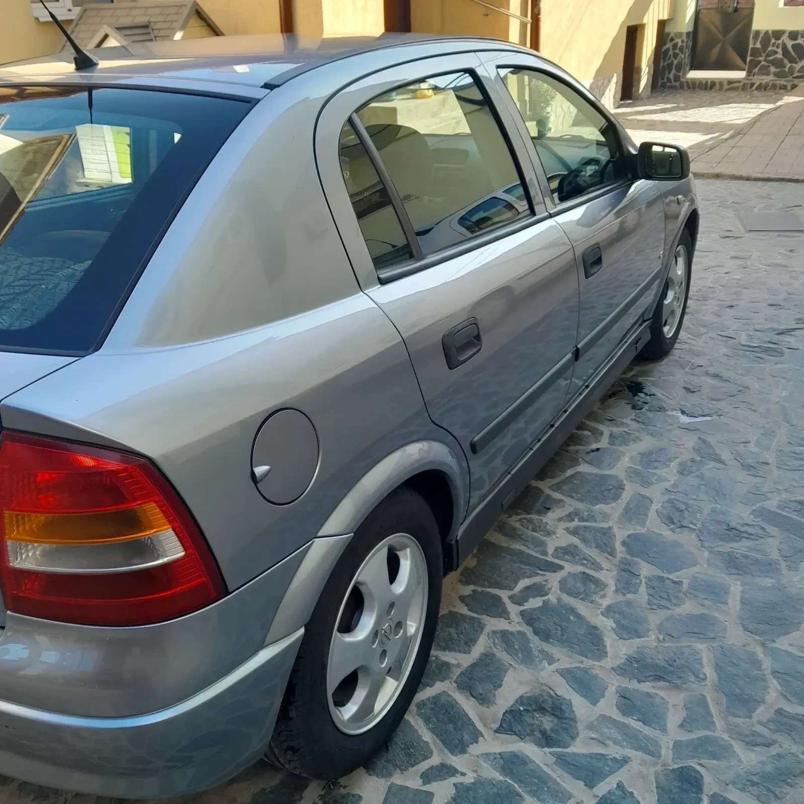 Opel Astra G, снимка 2 - Автомобили и джипове - 54526414