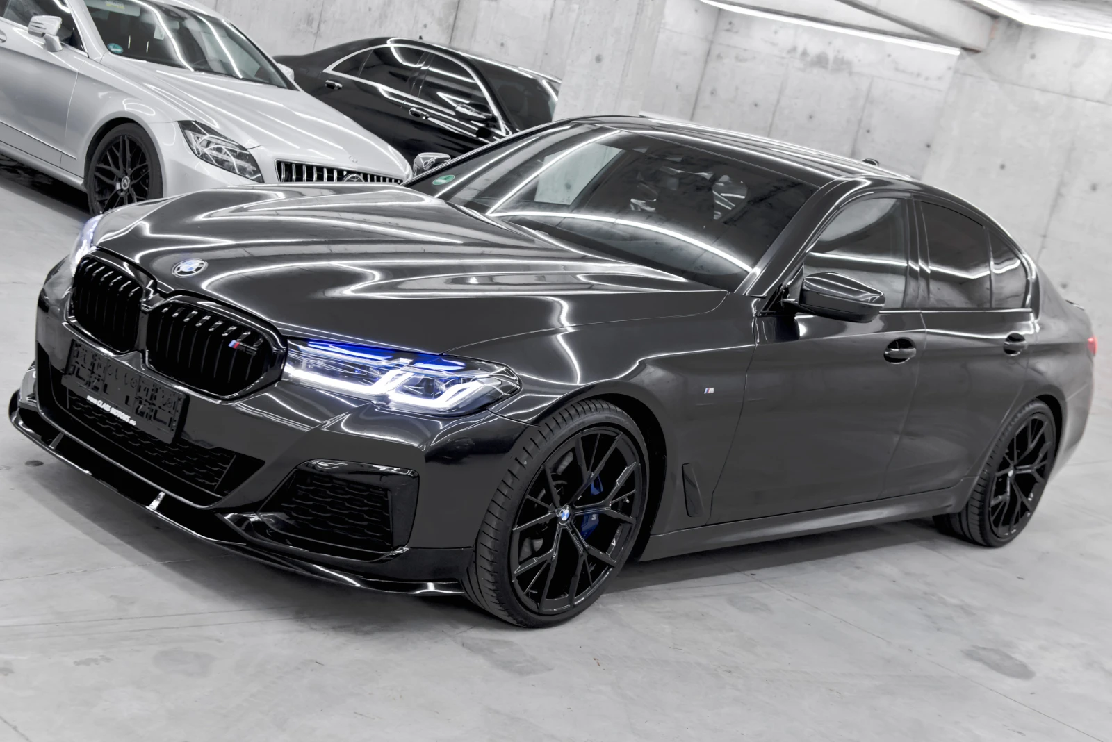 BMW 530 XD* Facelift M5 пакет* Немска, снимка 2 - Автомобили и джипове - 55069112