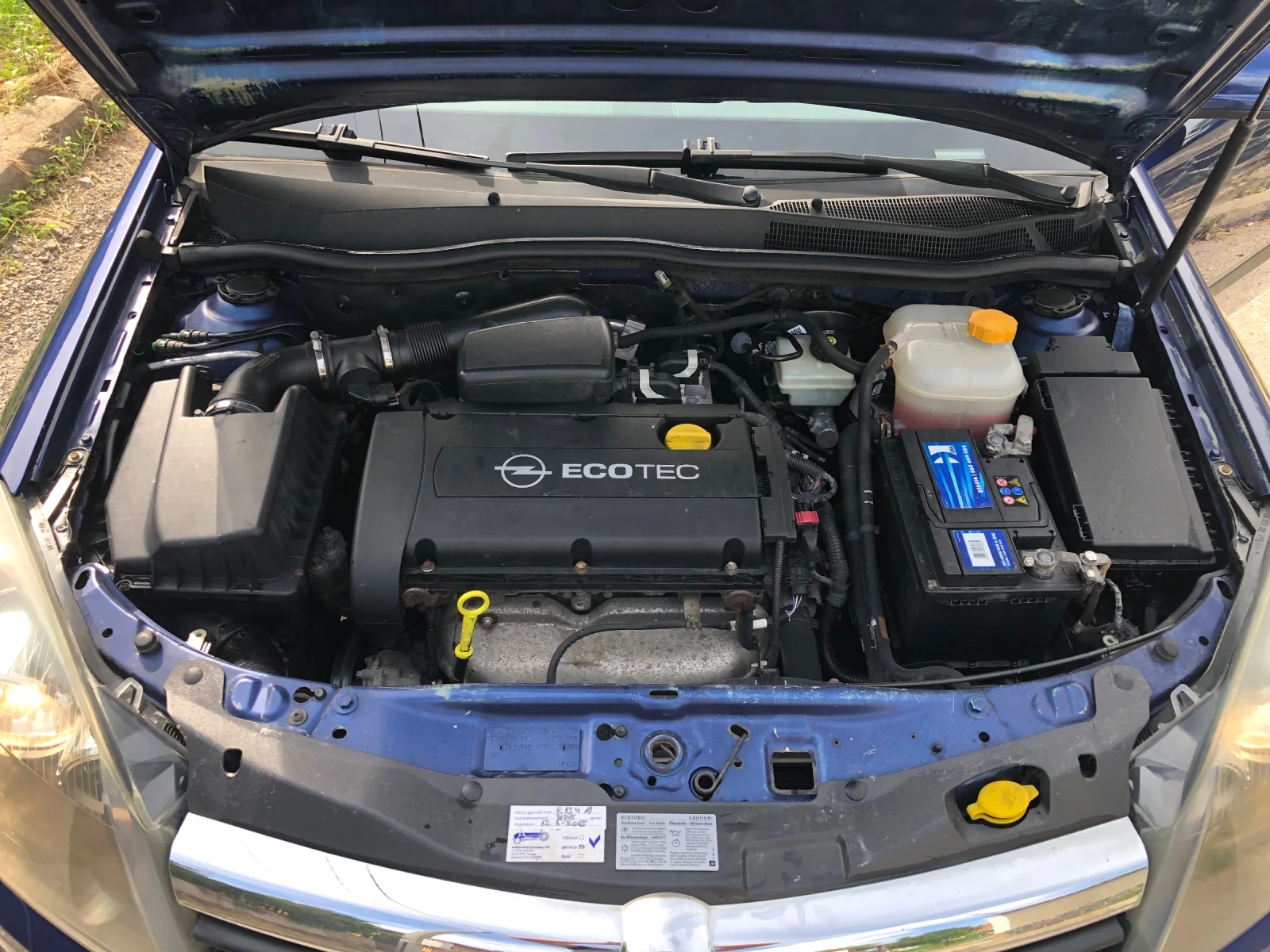 Opel Astra 1.6 105к.с. Sport, снимка 7 - Автомобили и джипове - 55126249