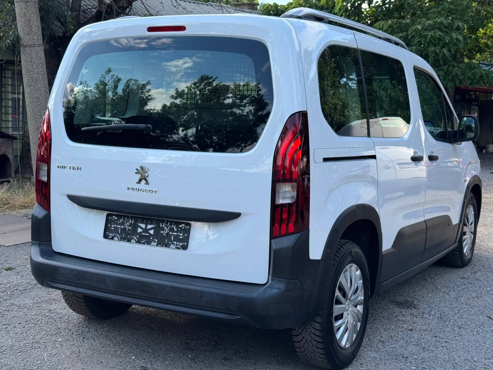Peugeot Rifter Топ Състояние!, снимка 8 - Автомобили и джипове - 55250223