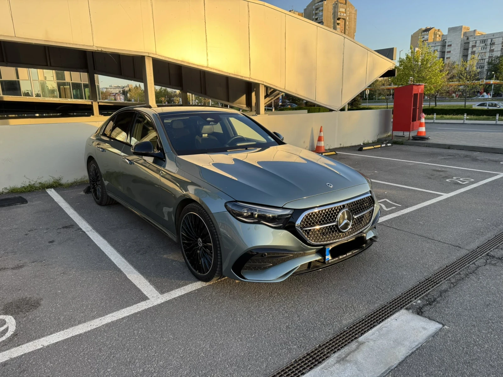 Mercedes-Benz E 200
