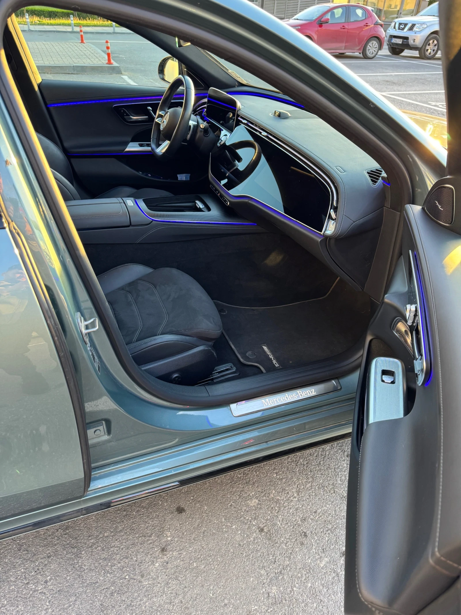 Mercedes-Benz E 200, снимка 7 - Автомобили и джипове - 55710894