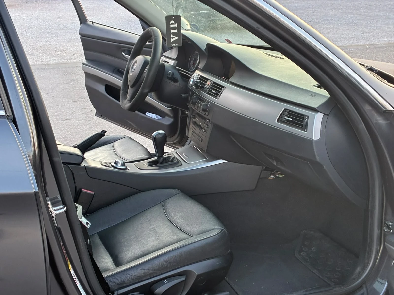 BMW 330, снимка 13 - Автомобили и джипове - 56161530