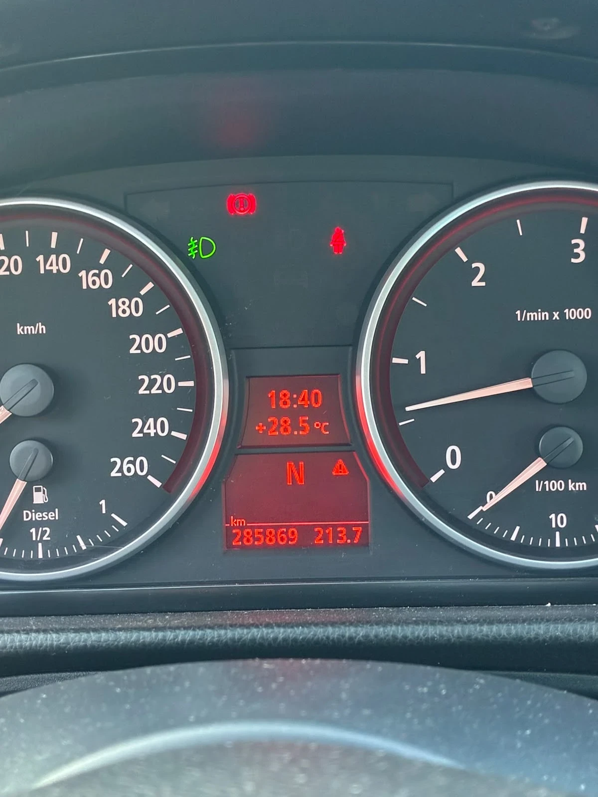 BMW 330, снимка 17 - Автомобили и джипове - 56161530