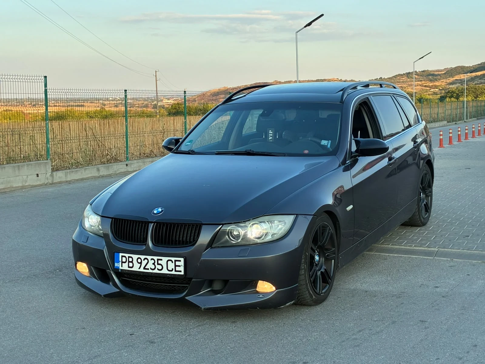 BMW 330