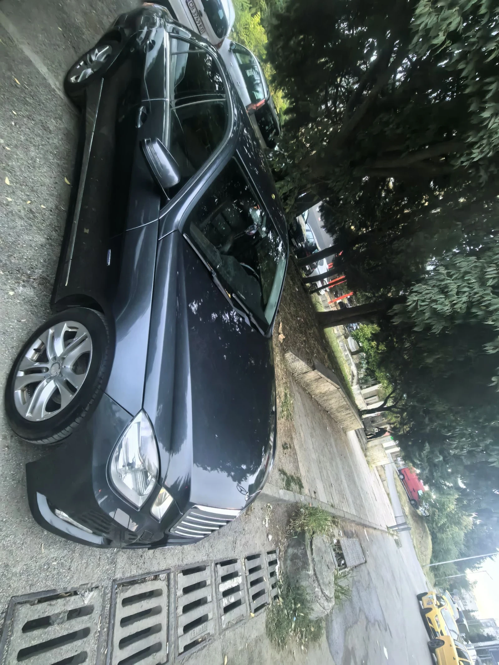 Mercedes-Benz E 220 2.2, снимка 5 - Автомобили и джипове - 56234321