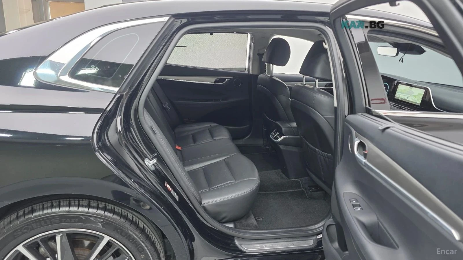 Hyundai Grandeur, снимка 11 - Автомобили и джипове - 56689330