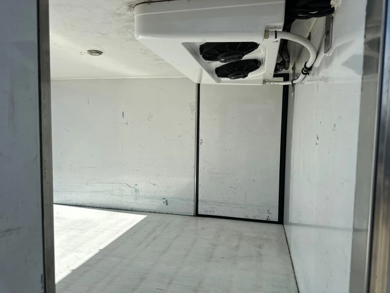 Toyota Hilux / ХЛАДИЛЕН / -25 C + 5 C /, снимка 11 - Автомобили и джипове - 50371496