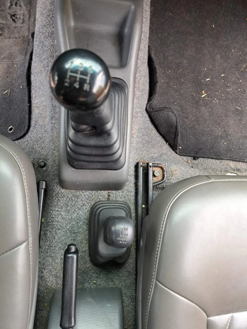 Suzuki Jimny, снимка 17 - Автомобили и джипове - 52280124