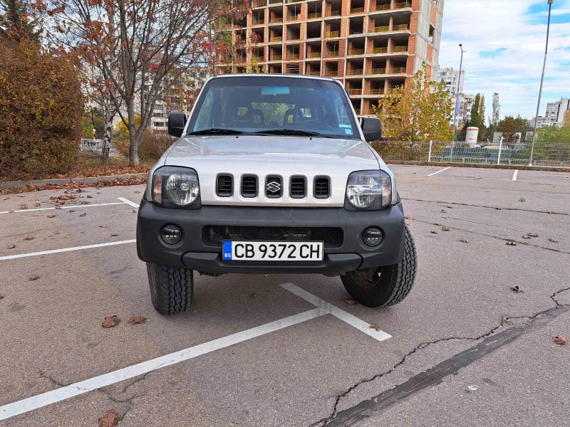 Suzuki Jimny, снимка 8 - Автомобили и джипове - 52280124