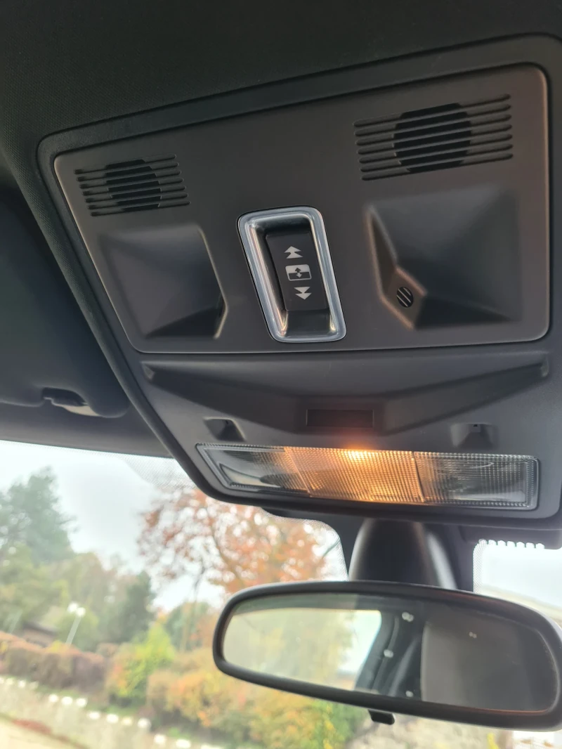 Land Rover Evoque, снимка 12 - Автомобили и джипове - 52447919