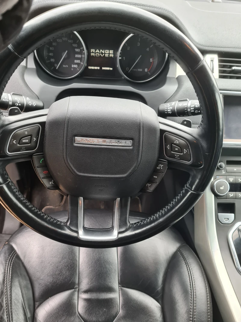 Land Rover Evoque, снимка 14 - Автомобили и джипове - 52447919