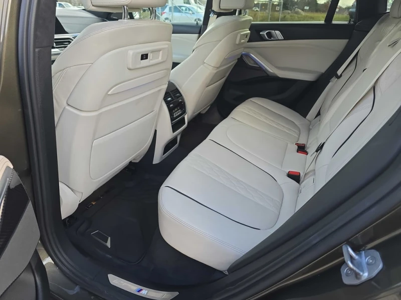 BMW X6 * M50i * CARFAX * ЦЕНА ДО БГ, снимка 11 - Автомобили и джипове - 52975027