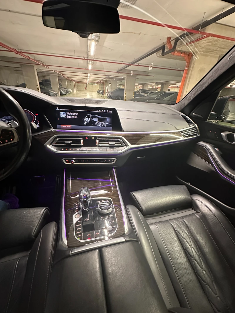 BMW X7 40i, снимка 5 - Автомобили и джипове - 53218406