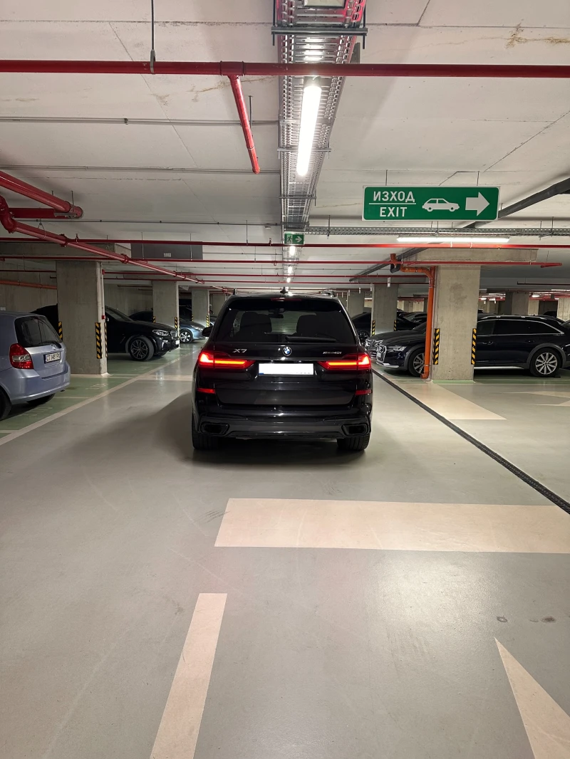 BMW X7 40i, снимка 10 - Автомобили и джипове - 53218406