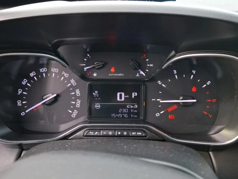 Citroen C3 Aircross 1.5 BlueHDi 120 S&S EAT6 Shine Business, снимка 6 - Автомобили и джипове - 53386259