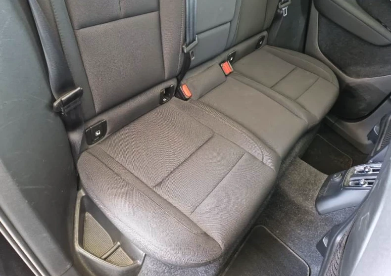 Volvo XC40 1.5 T4 Plug-In Hybrid, снимка 9 - Автомобили и джипове - 53861050