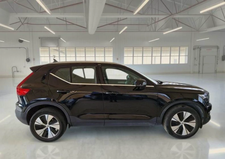 Volvo XC40 1.5 T4 Plug-In Hybrid, снимка 5 - Автомобили и джипове - 53861050