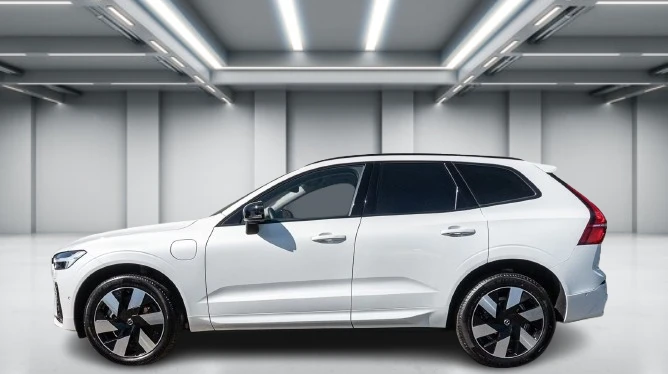 Volvo XC60 T8 AWD = Plus Dark = Гаранция, снимка 4 - Автомобили и джипове - 55099758