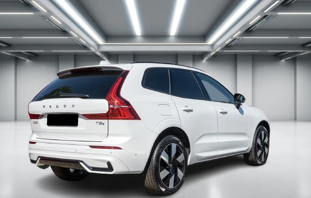 Volvo XC60 T8 AWD = Plus Dark = Гаранция, снимка 3 - Автомобили и джипове - 55099758