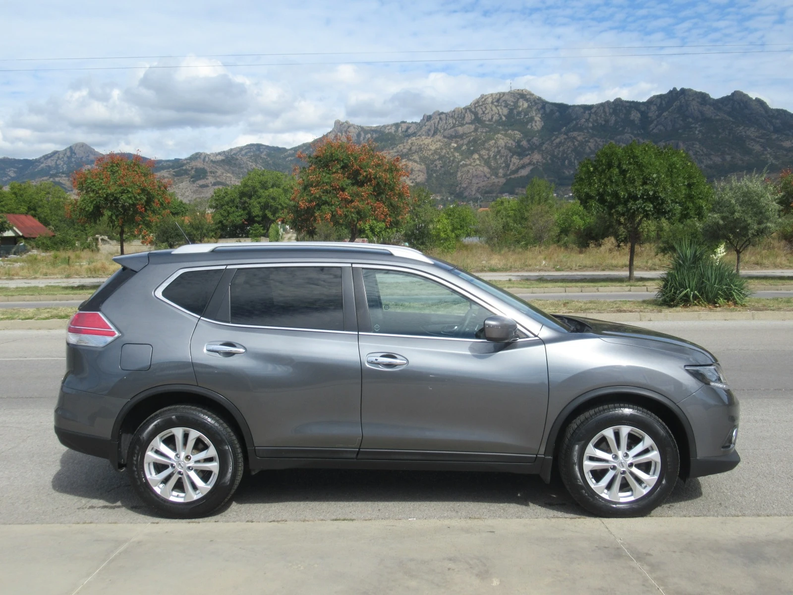 Nissan Rogue 2.5i SV 172ps - изображение 6