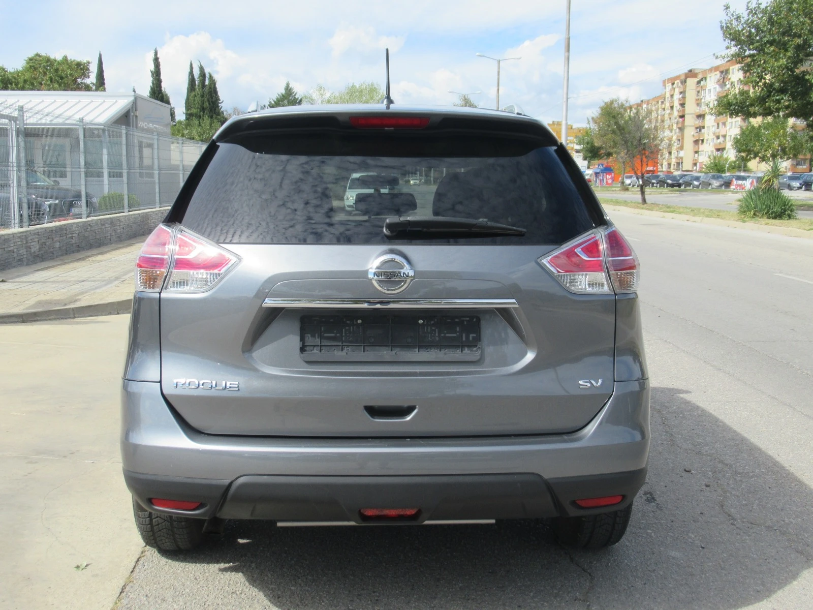 Nissan Rogue 2.5i SV 172ps - изображение 4