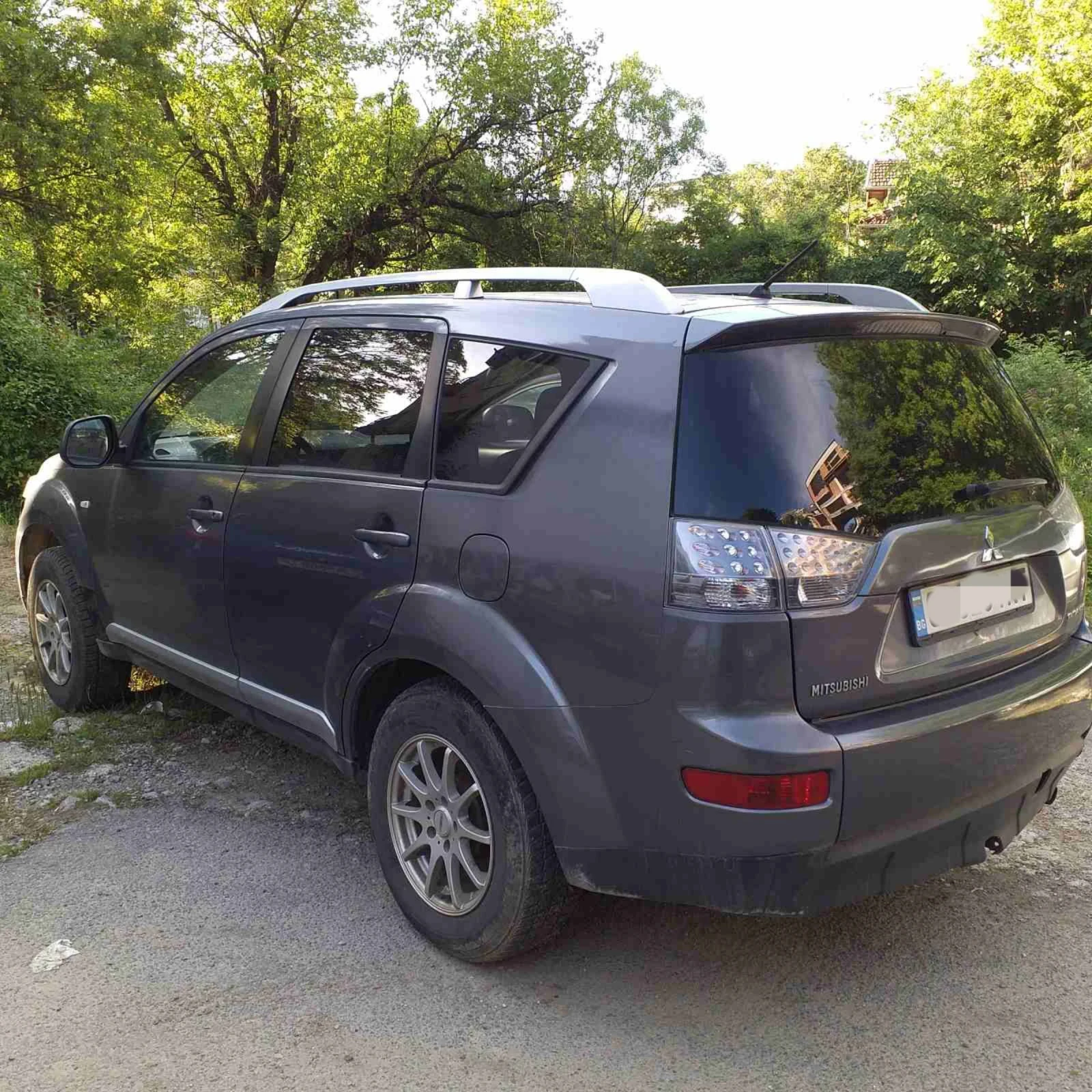Mitsubishi Outlander 2.0TDI 4Х4 - изображение 2