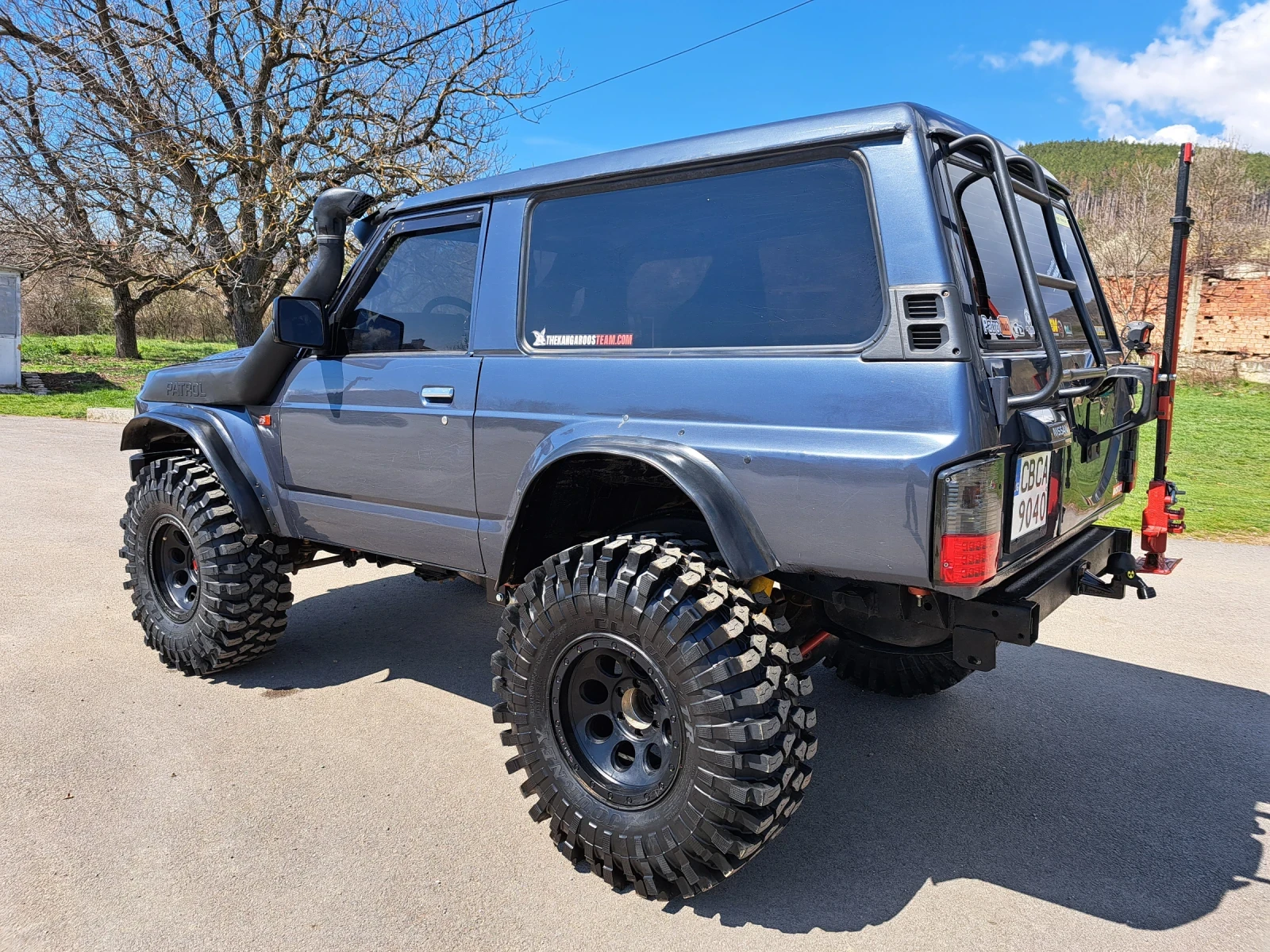 Nissan Patrol Y60 OM606, снимка 3 - Автомобили и джипове - 54097322