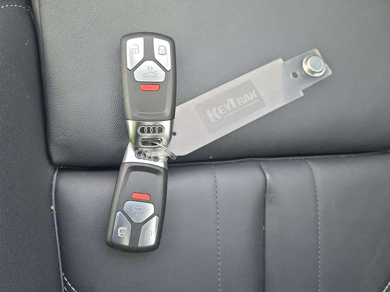 Audi Q5 TECHNIK| PANORAMA| ПАМЕТ| ПОДГРЕВИ| 2 КЛЮЧА| , снимка 17 - Автомобили и джипове - 54367437