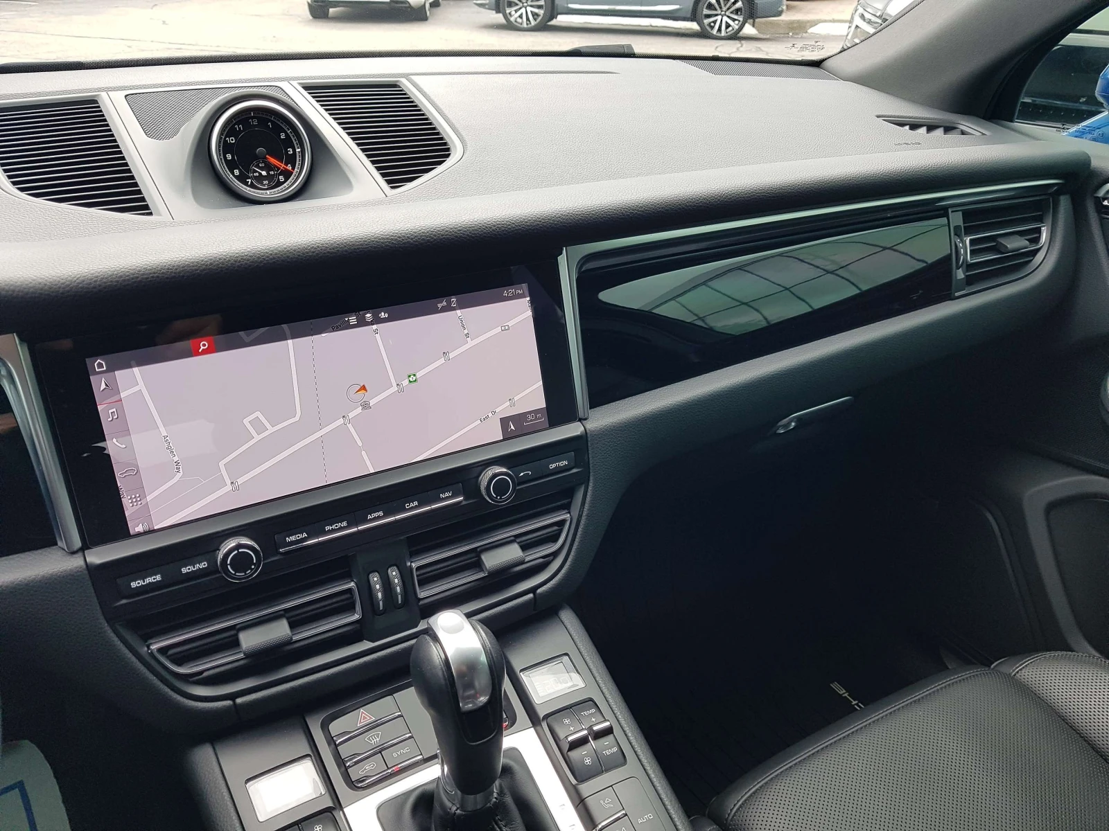 Porsche Macan S / БЕЗ УДАРИ /  360 / MATRIX / ЦЕНА ДО БГ , снимка 16 - Автомобили и джипове - 54980733