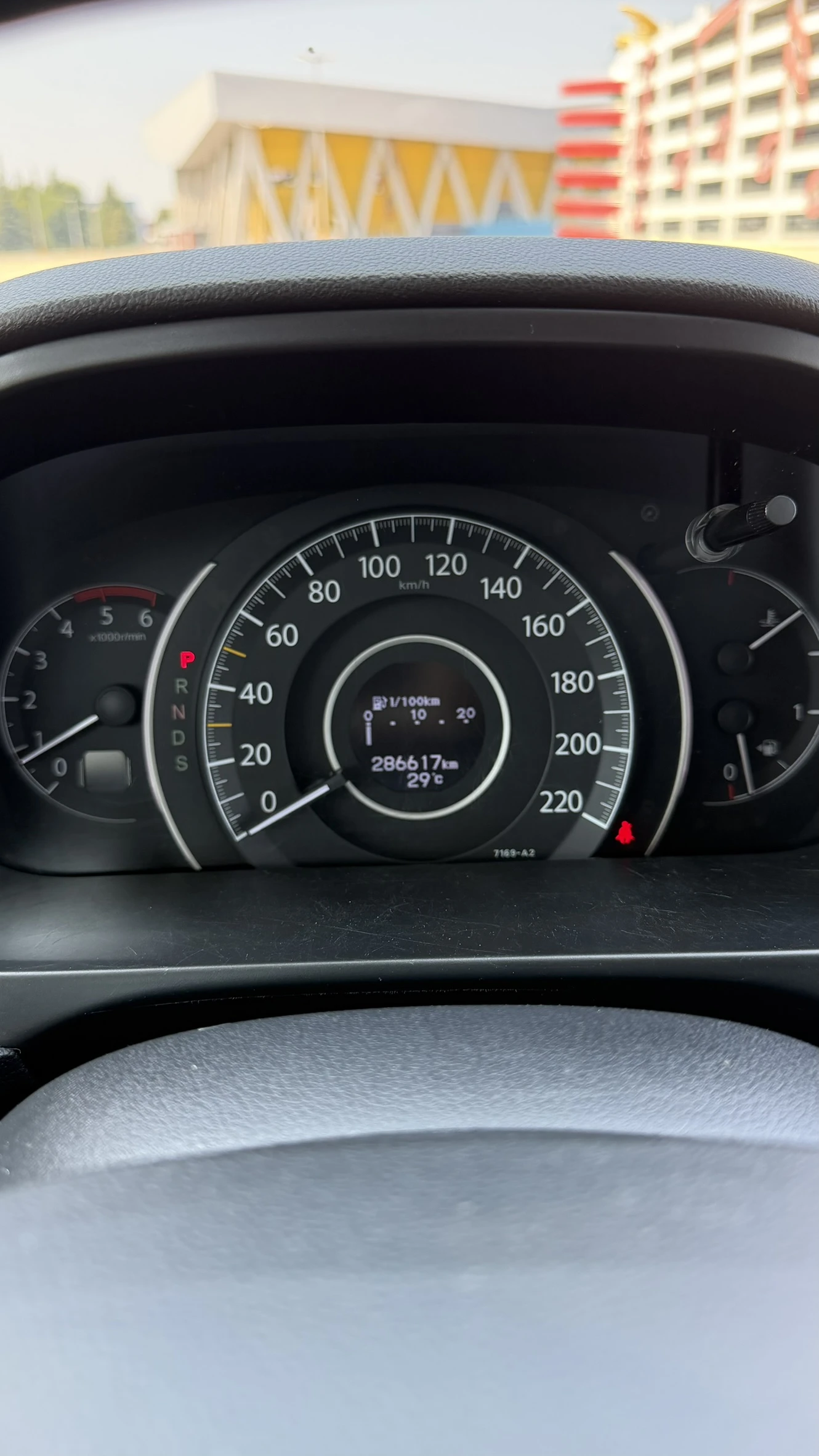 Honda Cr-v СЕРВИЗНА КНИЖКА КАМЕРА ПОДГРЕВ, снимка 14 - Автомобили и джипове - 55769801