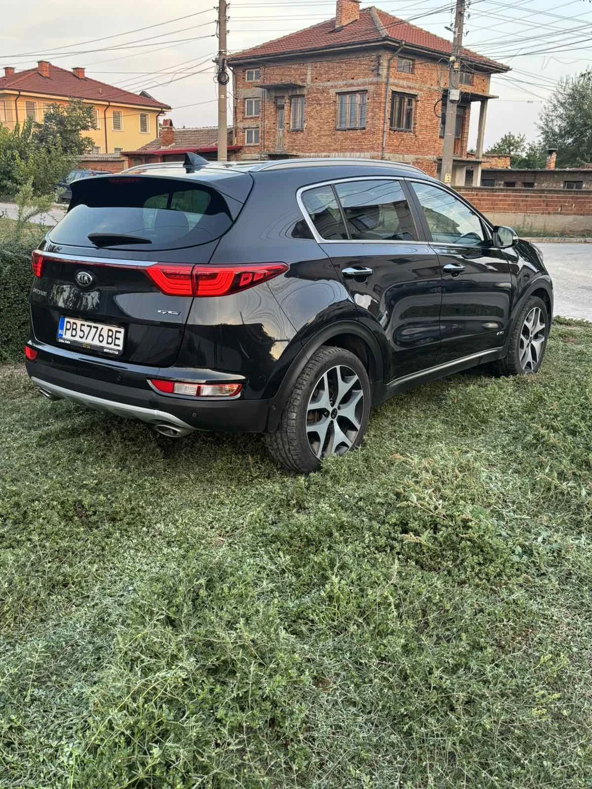 Kia Sportage, снимка 2 - Автомобили и джипове - 55848766