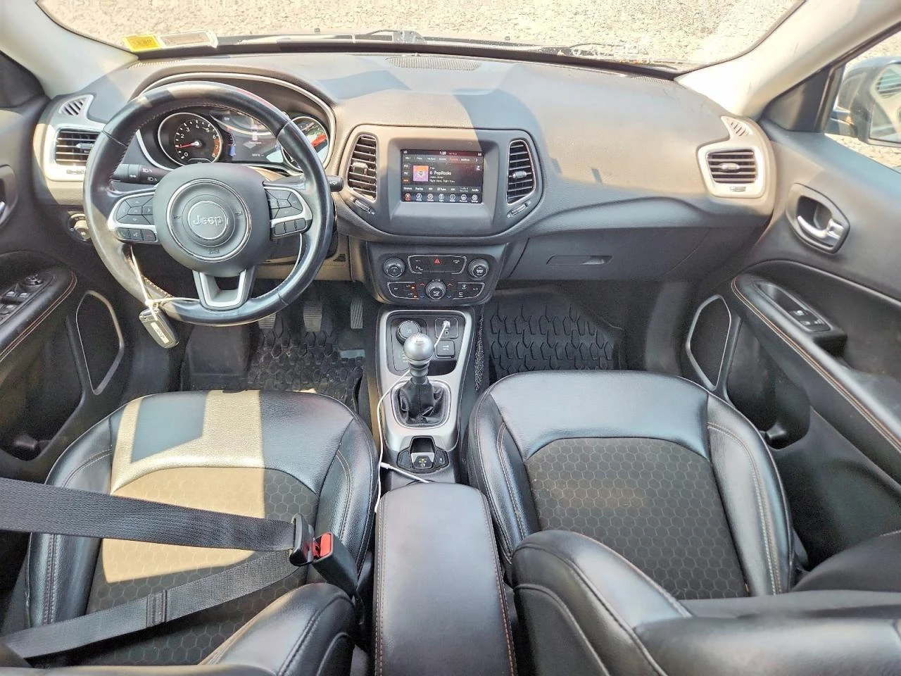 Jeep Compass 2.4l Latitude, снимка 8 - Автомобили и джипове - 56418271