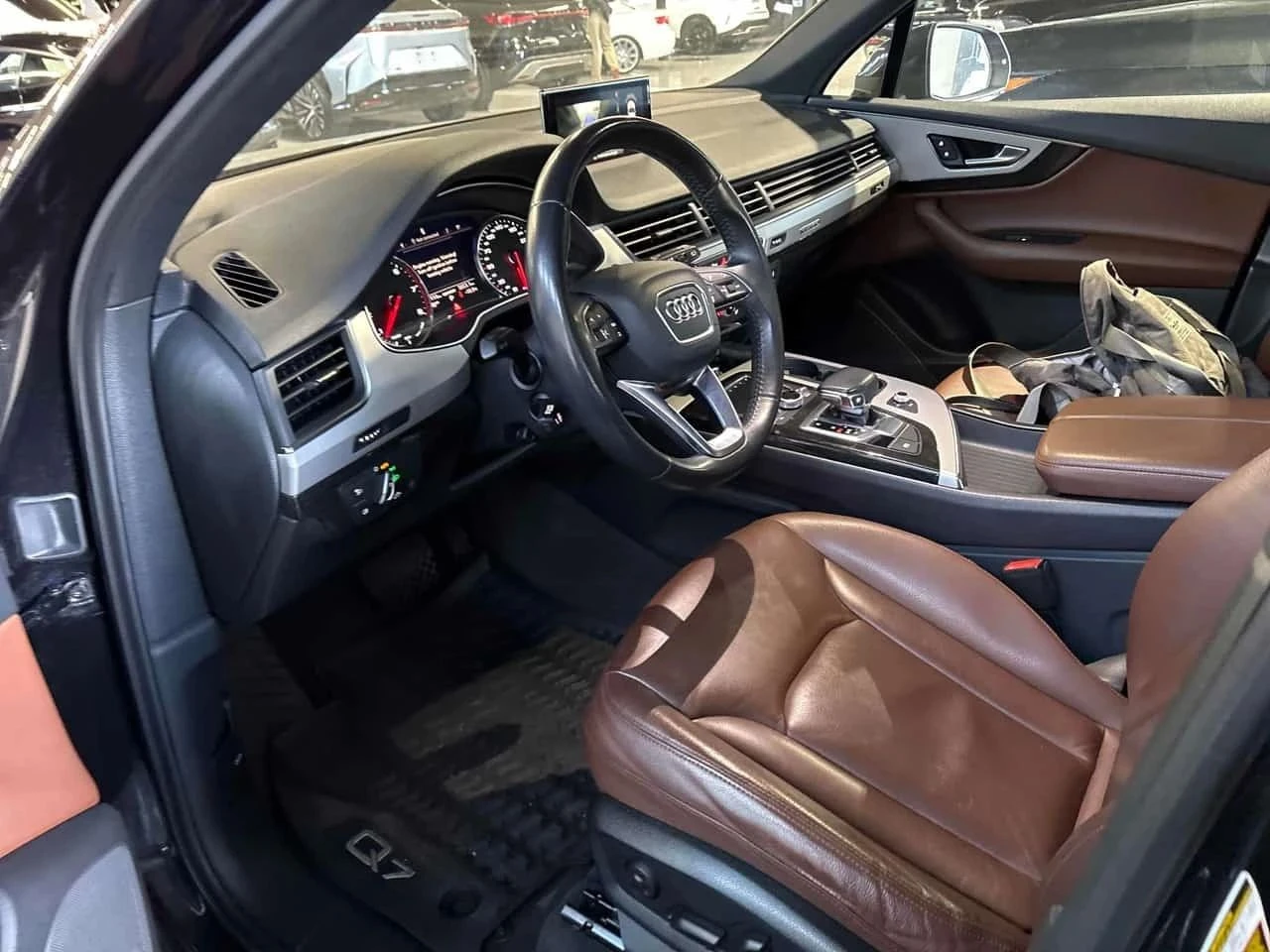 Audi Q7, снимка 9 - Автомобили и джипове - 56723876