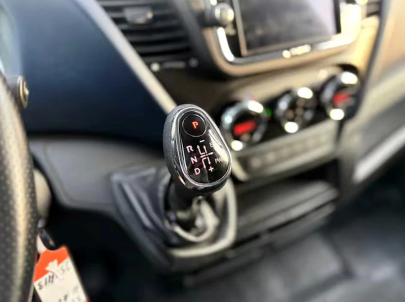 Iveco 35S18 3.0* HI-MATIC* MAXI* LED* НАВИГАЦИЯ, снимка 13 - Бусове и автобуси - 52869566