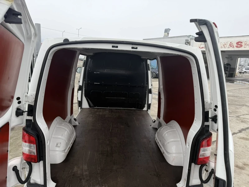 VW Transporter 2.0, снимка 8 - Бусове и автобуси - 53344187