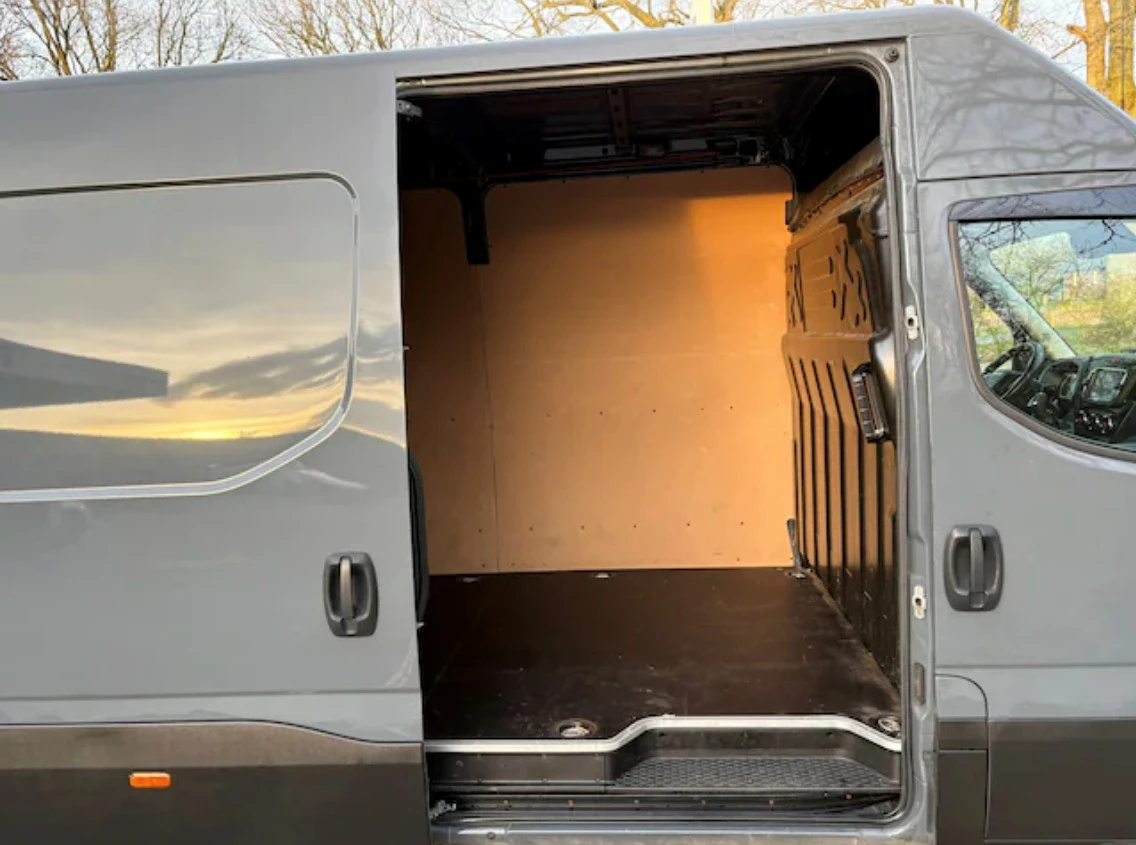 Iveco 35S18 3.0* HI-MATIC* MAXI* LED* НАВИГАЦИЯ - изображение 6