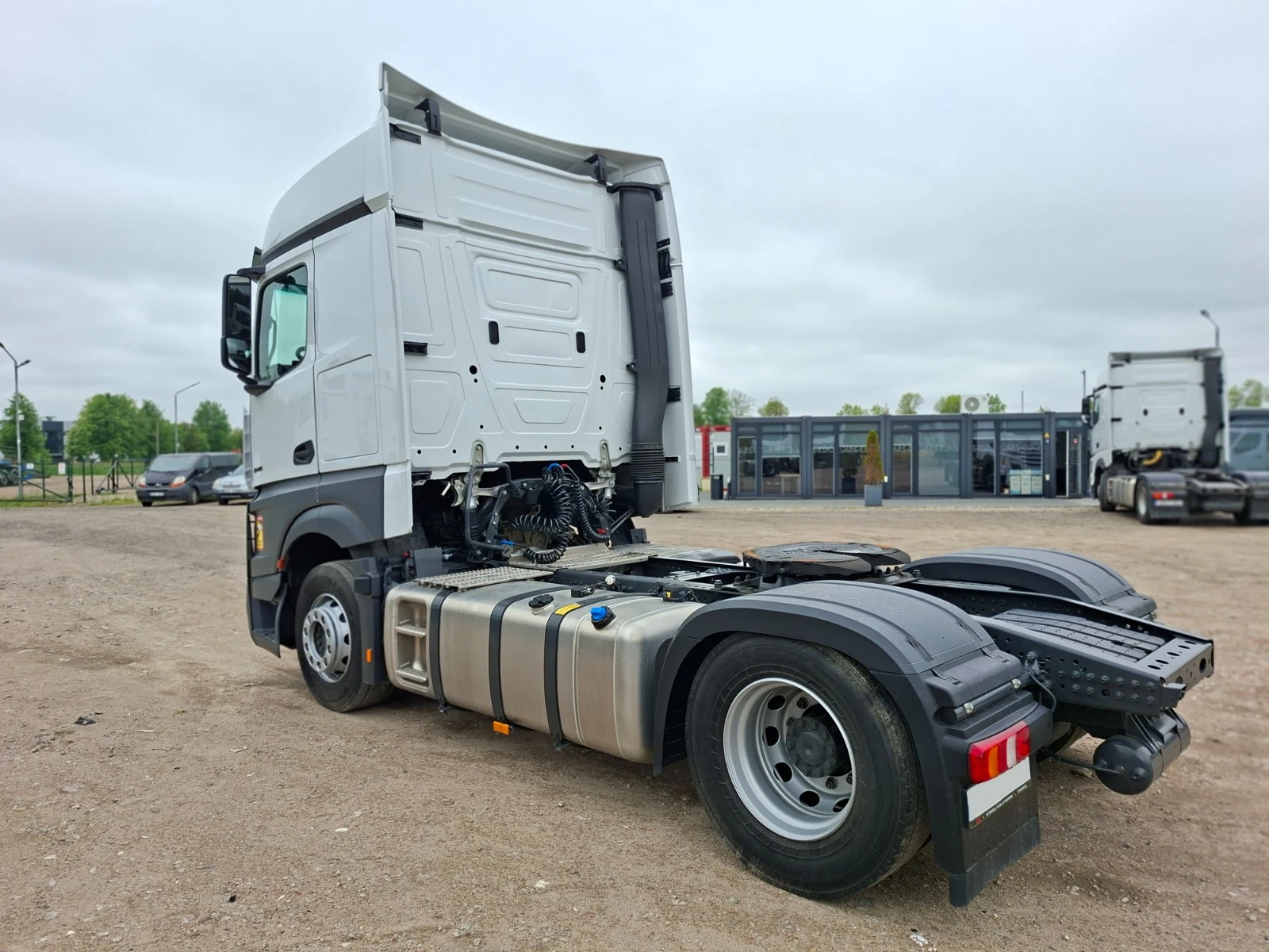 Mercedes-Benz Actros 1845 Big Space, снимка 4 - Камиони - 54642600