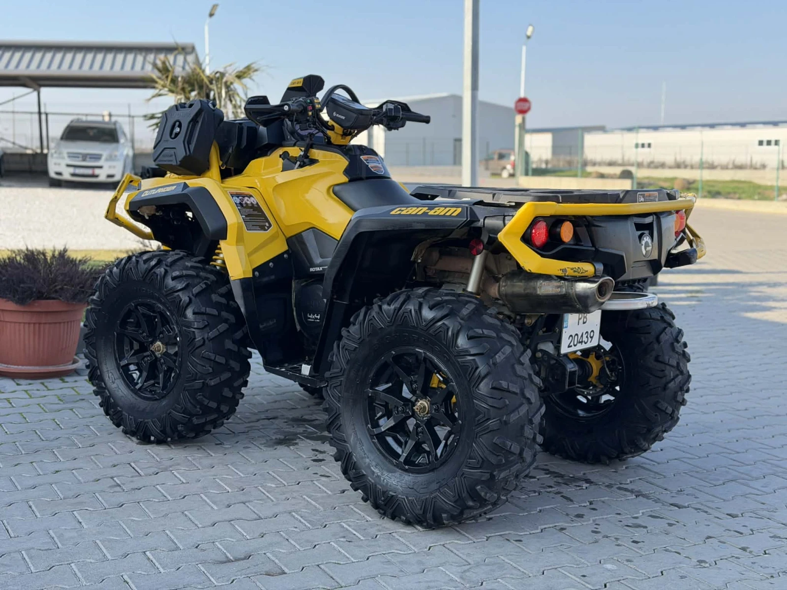 Can-Am Outlander XMR , снимка 17 - Мотоциклети и мототехника - 54810522
