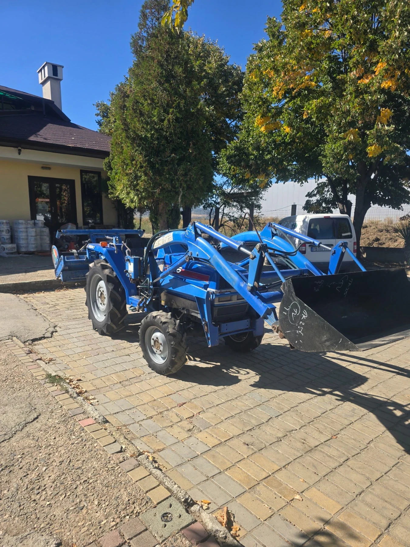 Трактор ISEKI TK25